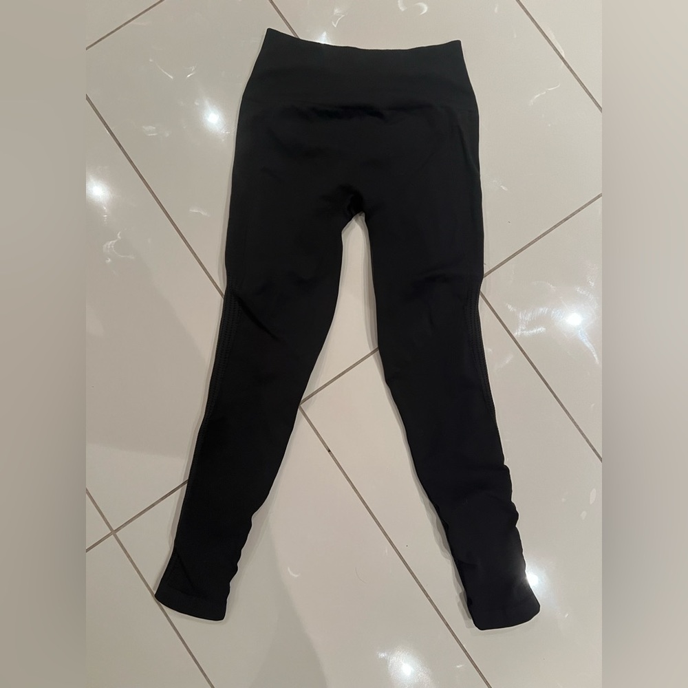 Lululemon legging - Picture 3 of 5